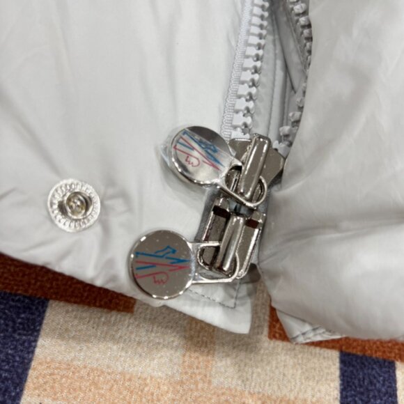 Moncler Maya 70 puffer jacket - Picture 6 of 9